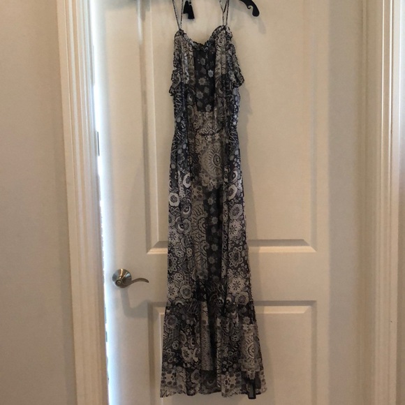 Beltaine maxi, fully lined with scalloped detail. - Picture 2 of 5